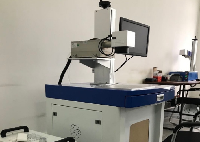 紫外激光打標(biāo)機(jī)精細(xì)度對(duì)比分析