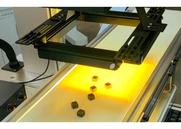 紫外激光打標(biāo)機(jī)在醫(yī)療導(dǎo)管打標(biāo)中的應(yīng)用