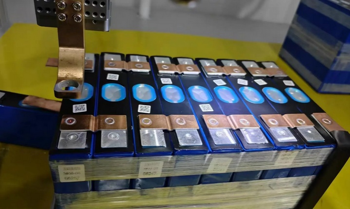 電池焊接設備采購注意事項