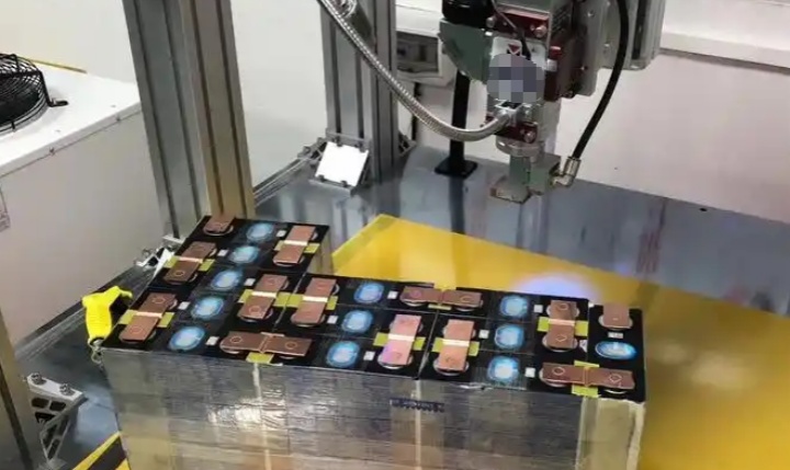 電池焊接機行業(yè)應用案例