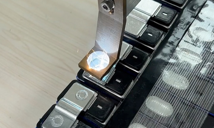 電池激光焊接設備售后服務與響應時間對比