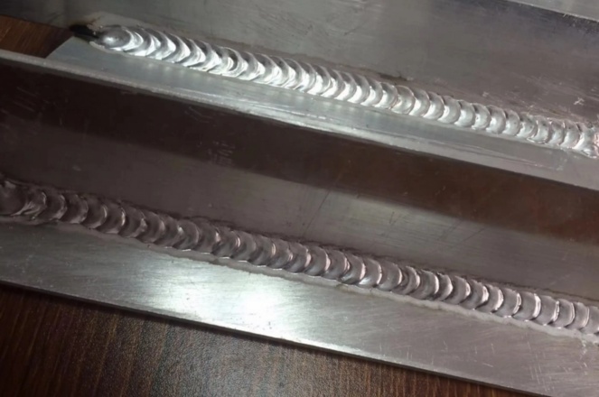 光纖激光焊接機(jī)+機(jī)器人焊接系統(tǒng)一體化方案