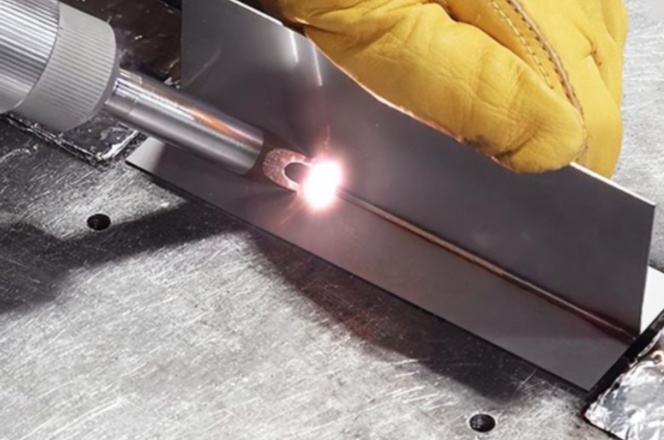 光纖激光焊接機從試用到量產(chǎn)全過程